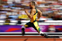 保罗乔治断腿怎么还能打？保罗乔治断腿恢复？