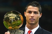 打篮球手指挫伤肿了怎么处理，手指挫伤肿了可自愈吗？